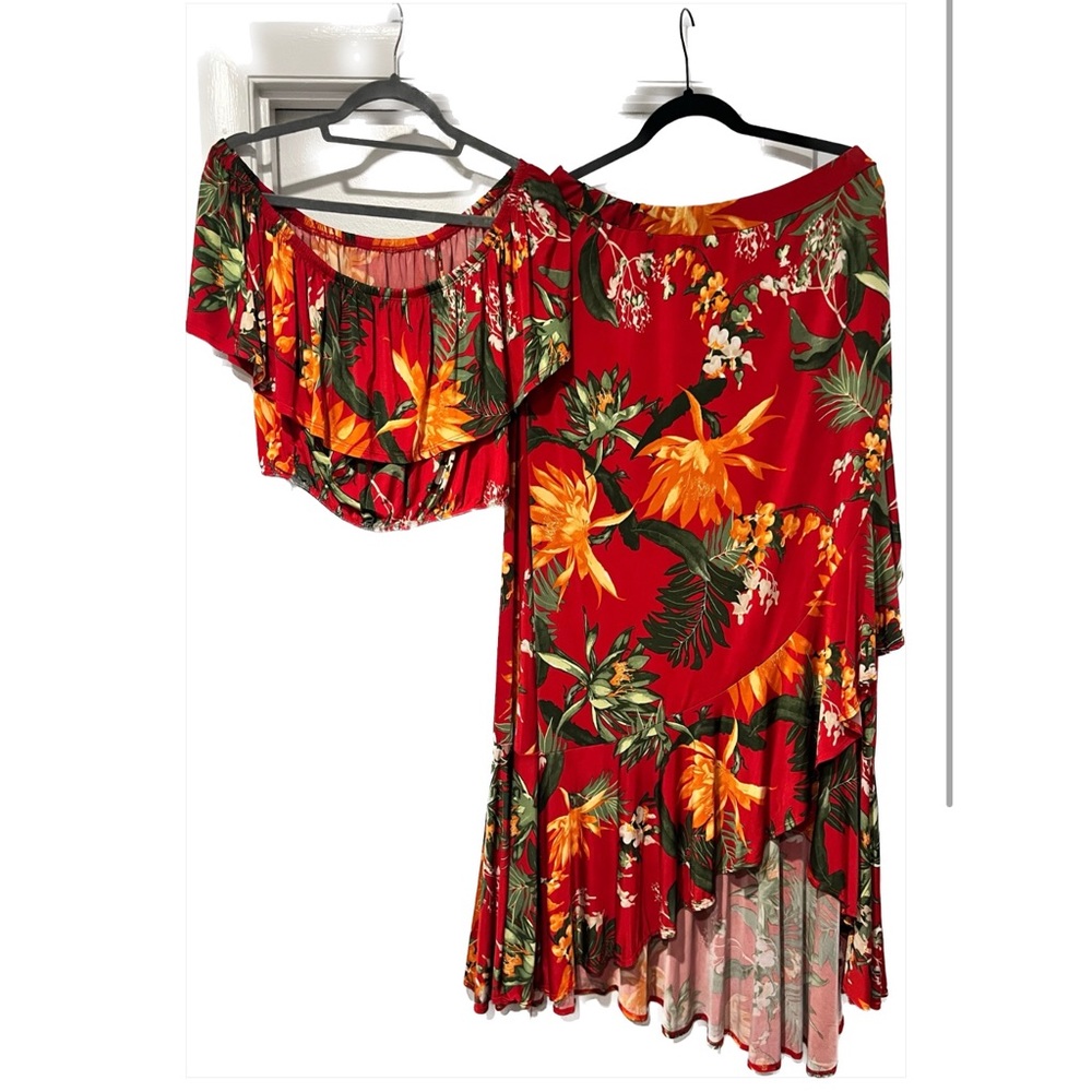 Tropical 2 piece skirt set with off the shoulder top